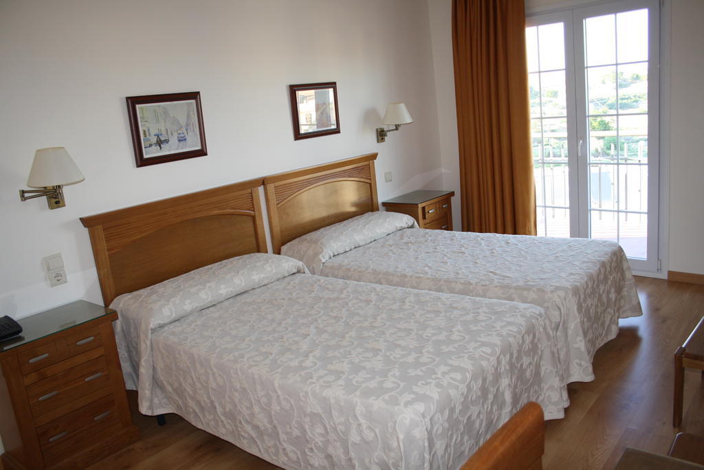 Hotel Mar De Aragon Caspe Room photo